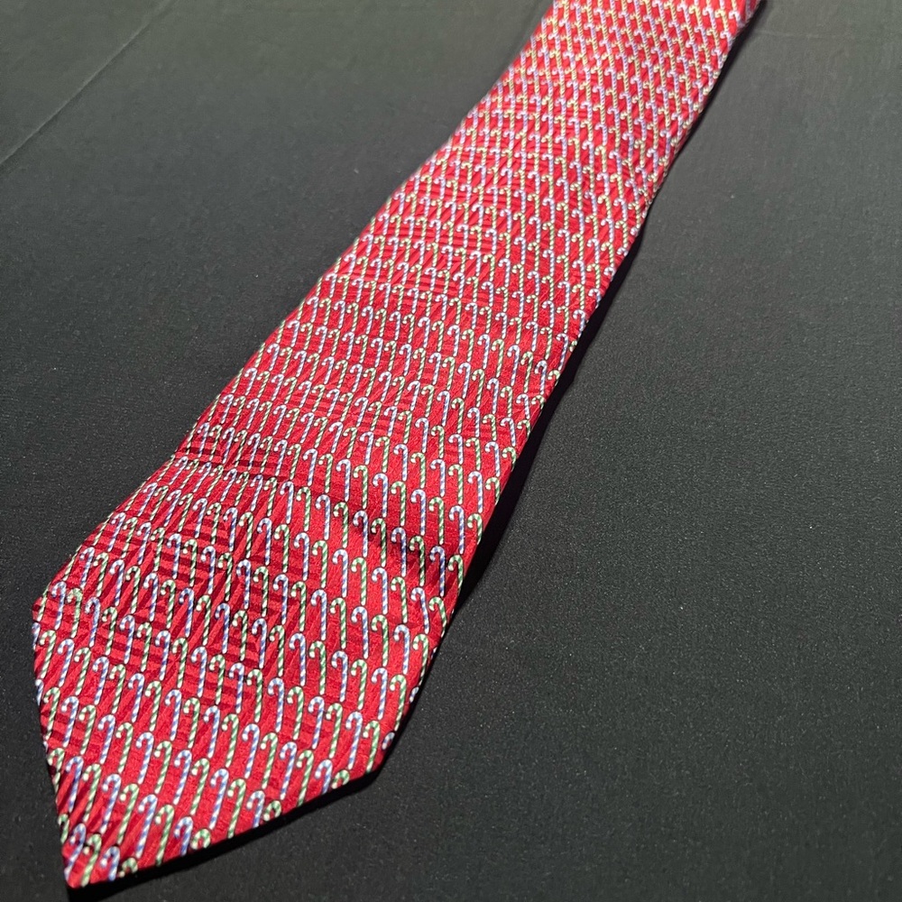 FN Men’s Christmas Holiday Candy Cane Necktie 100% Silk Tie